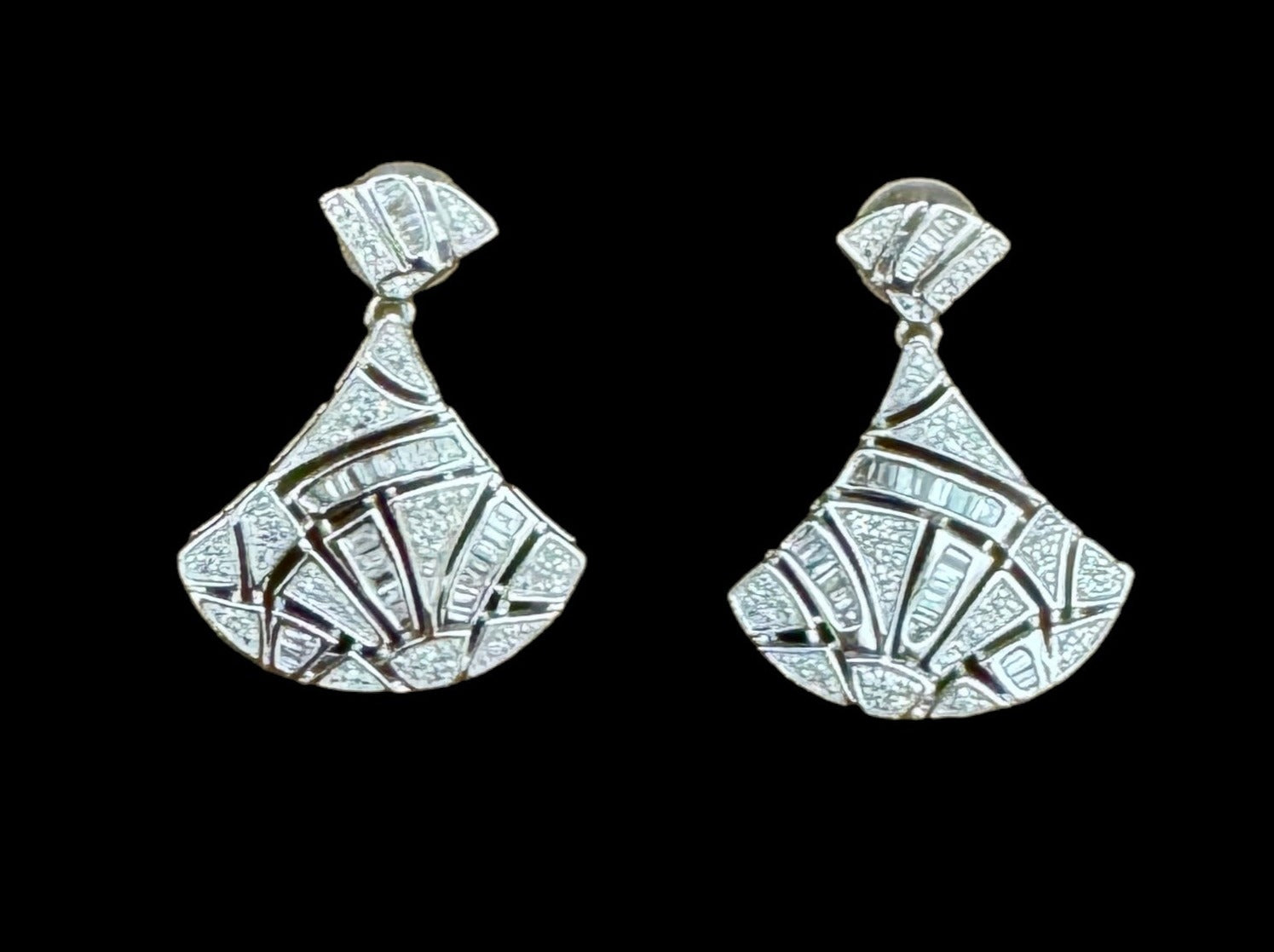 White Diamond Drop Earrings set in 18K White Gold