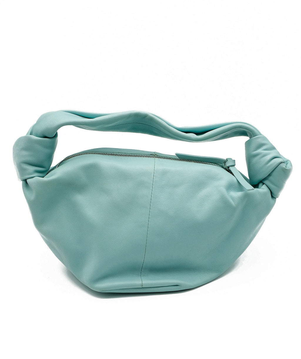 Shop BOTTEGA VENETA BEAK Plain Leather Outlet Messenger & Shoulder Bags  (659419) by Kumilin | BUYMA