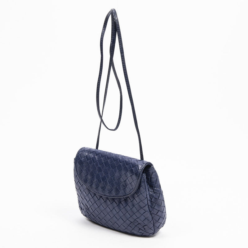 Bottega Veneta Intrecciato Flap Shoulder Bag (SHG-28630) – LuxeDH