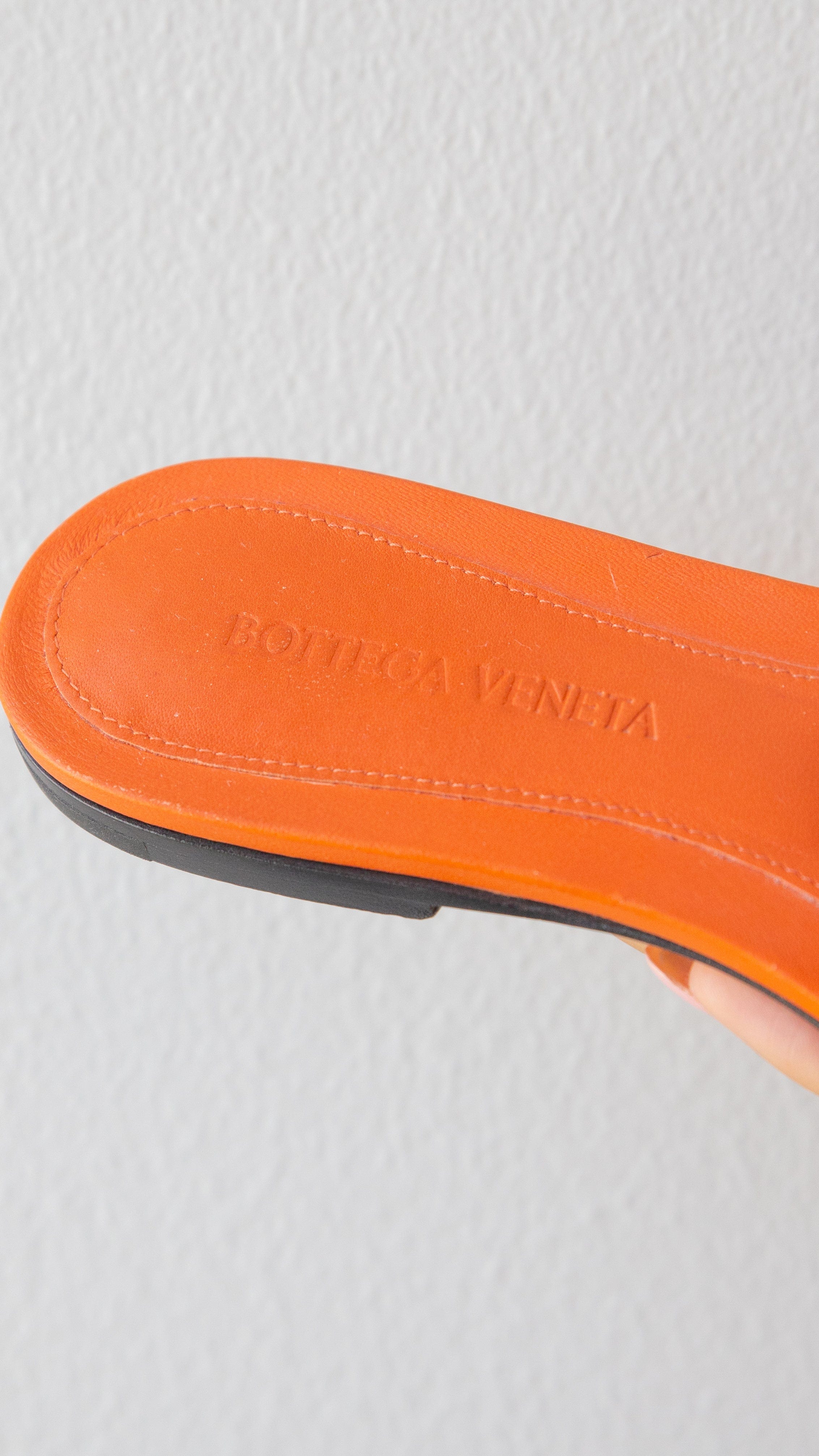 Bottega Veneta Bottega Veneta Orange Slides