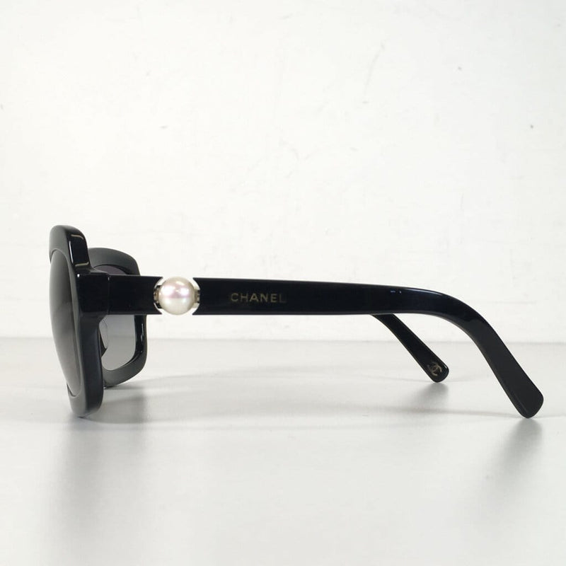 Chanel Pearl Sunglasses – LuxuryPromise