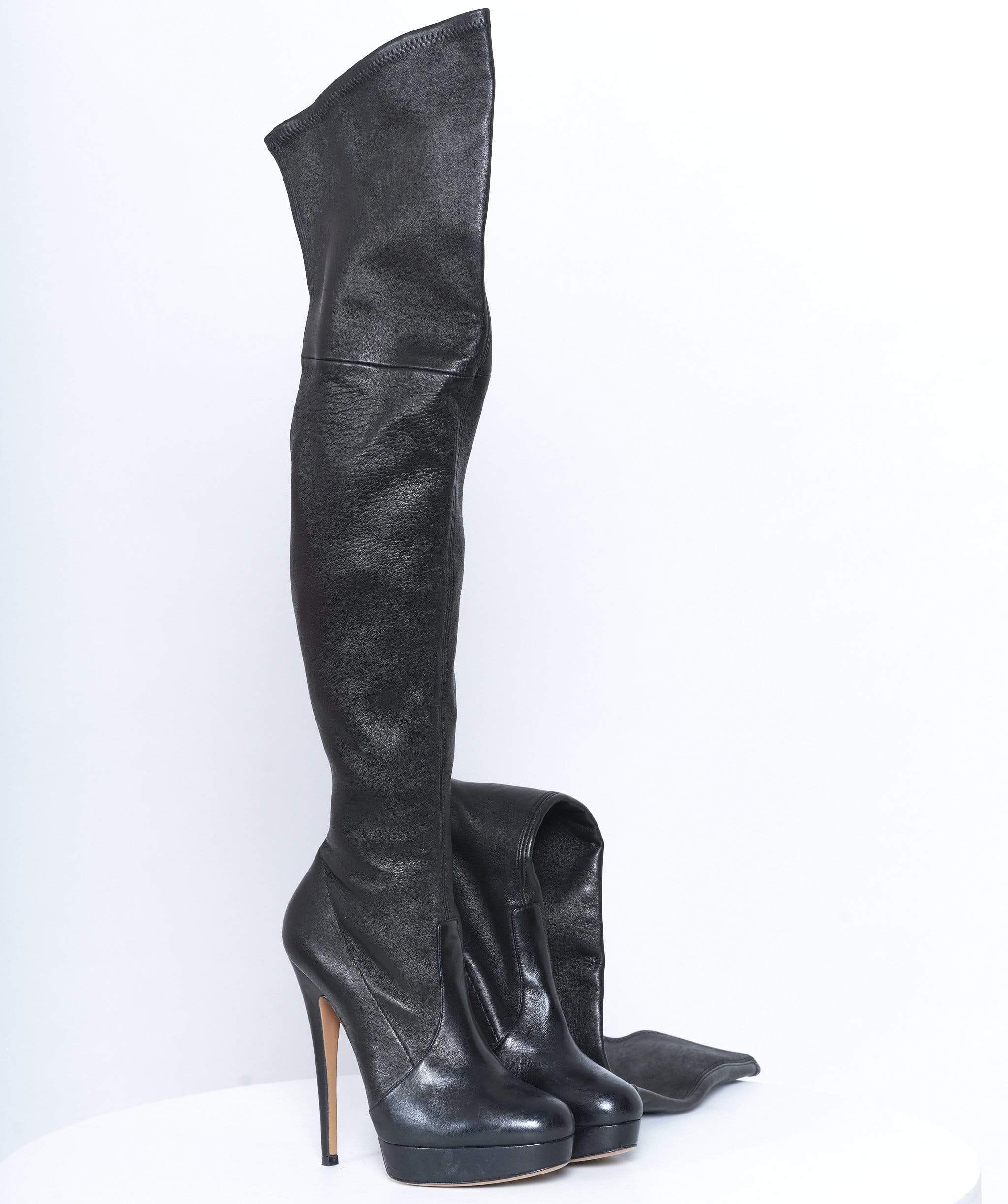 Casadei casadei thigh high boots Black  size 6uk