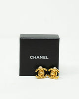 Chanel 14. LP Christos **Vintage CHANEL golden turnlock CC earrings. - AWC1075