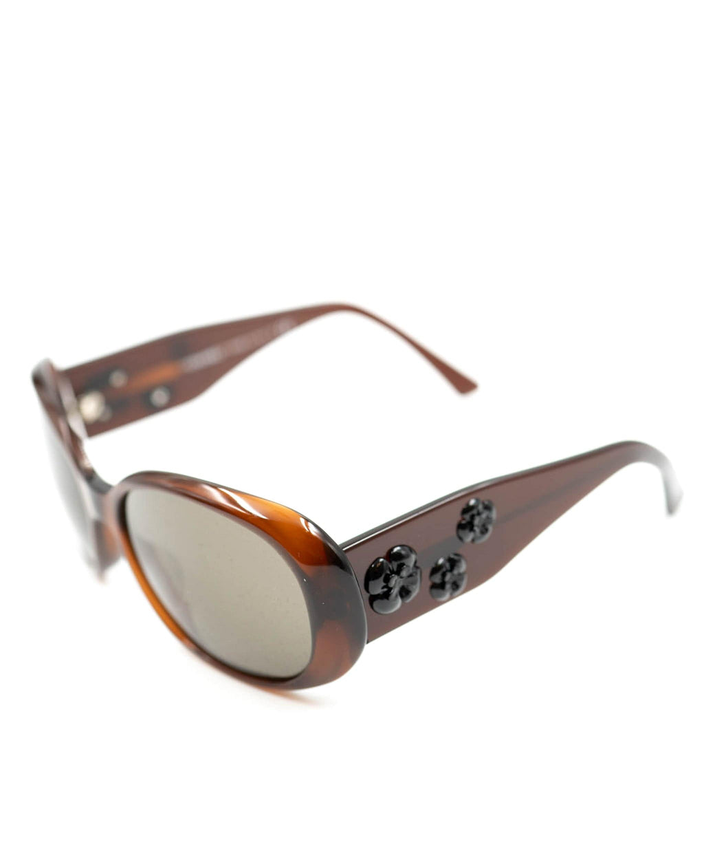Chanel 5113-A Camellia Sunglasses - AWL3728 – LuxuryPromise