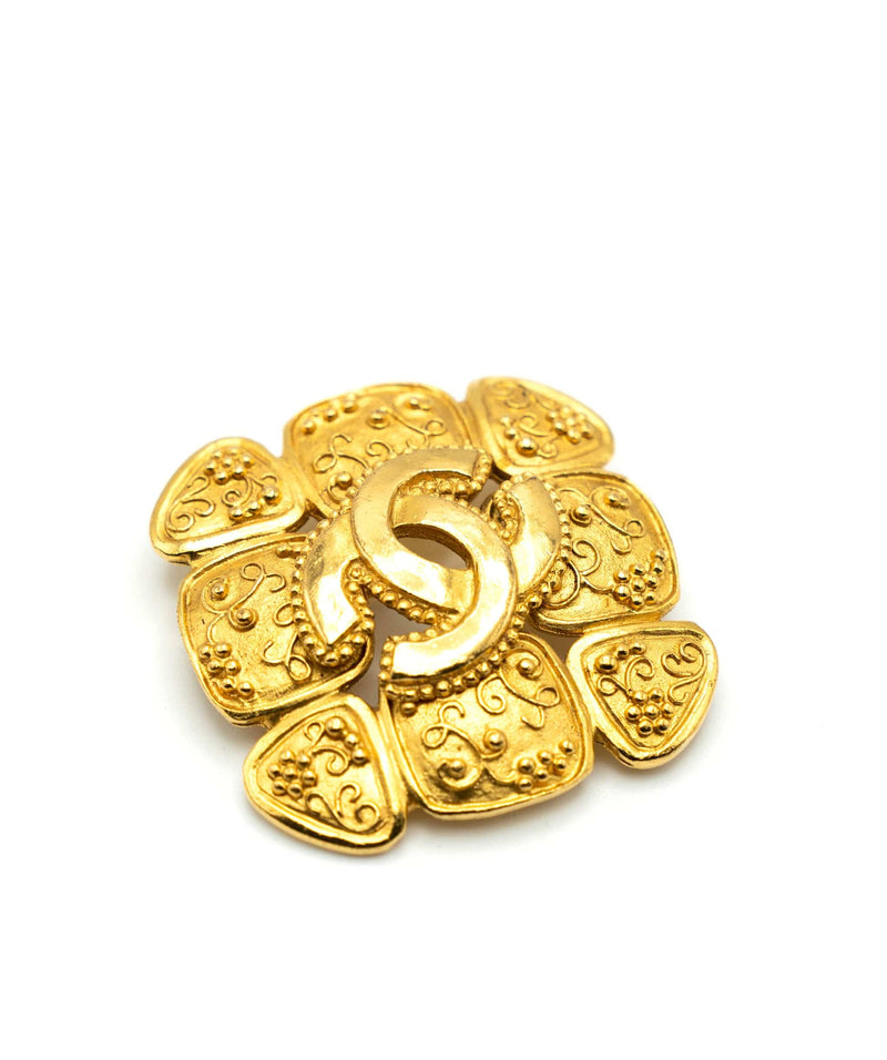 Chanel Chanel 96A Vintage Clover Brooch 65195
