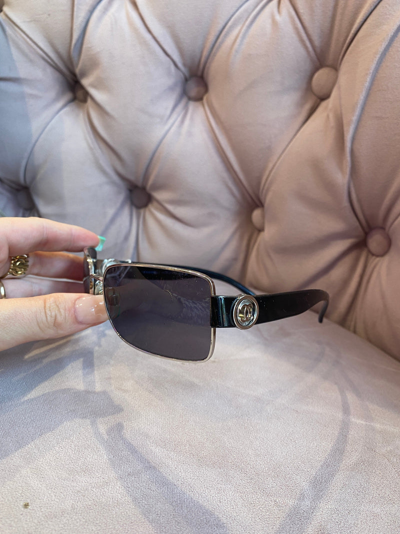 Chanel store cc sunglasses