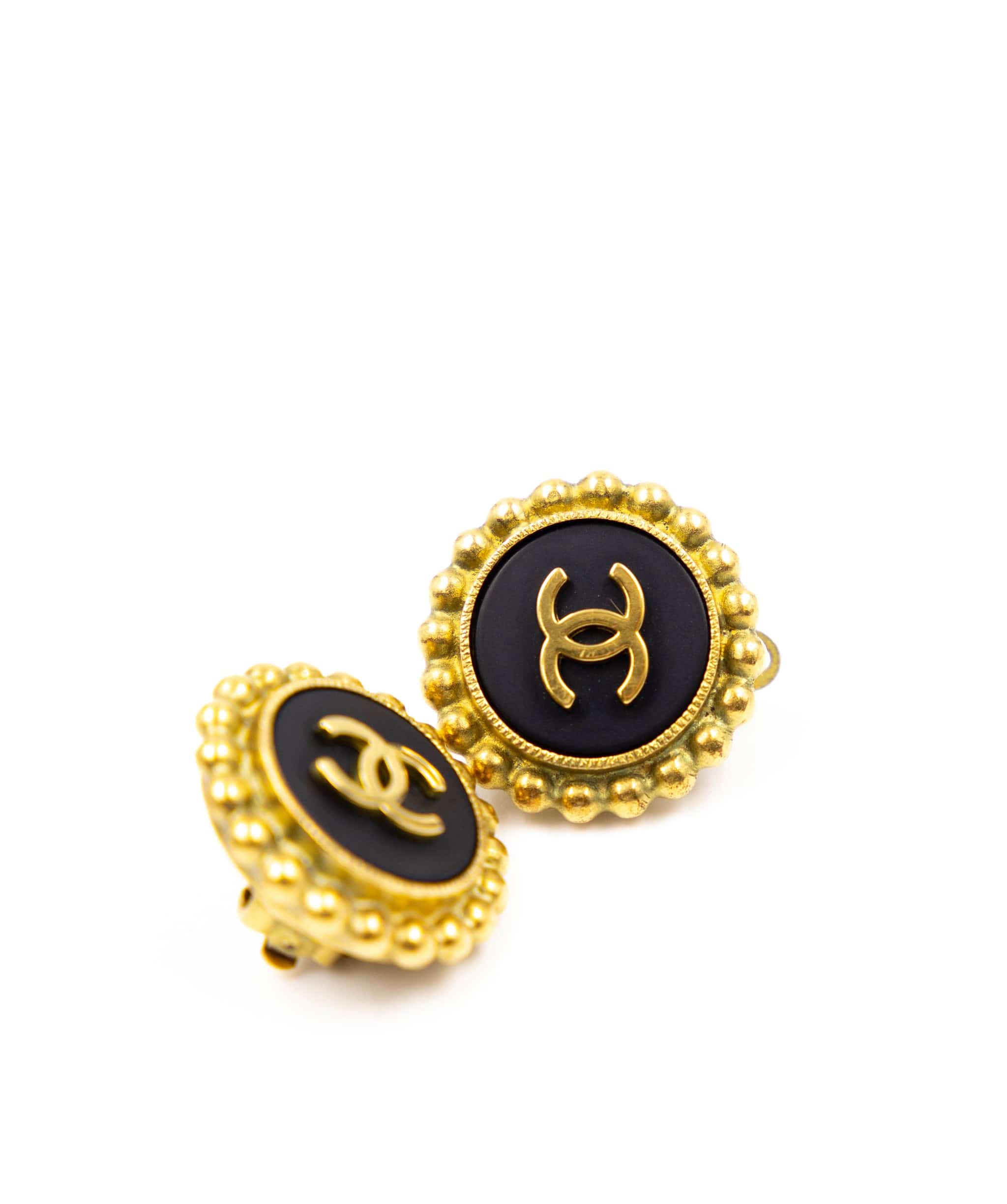 Chanel Chanel Black Clip on Earrings RJL1823