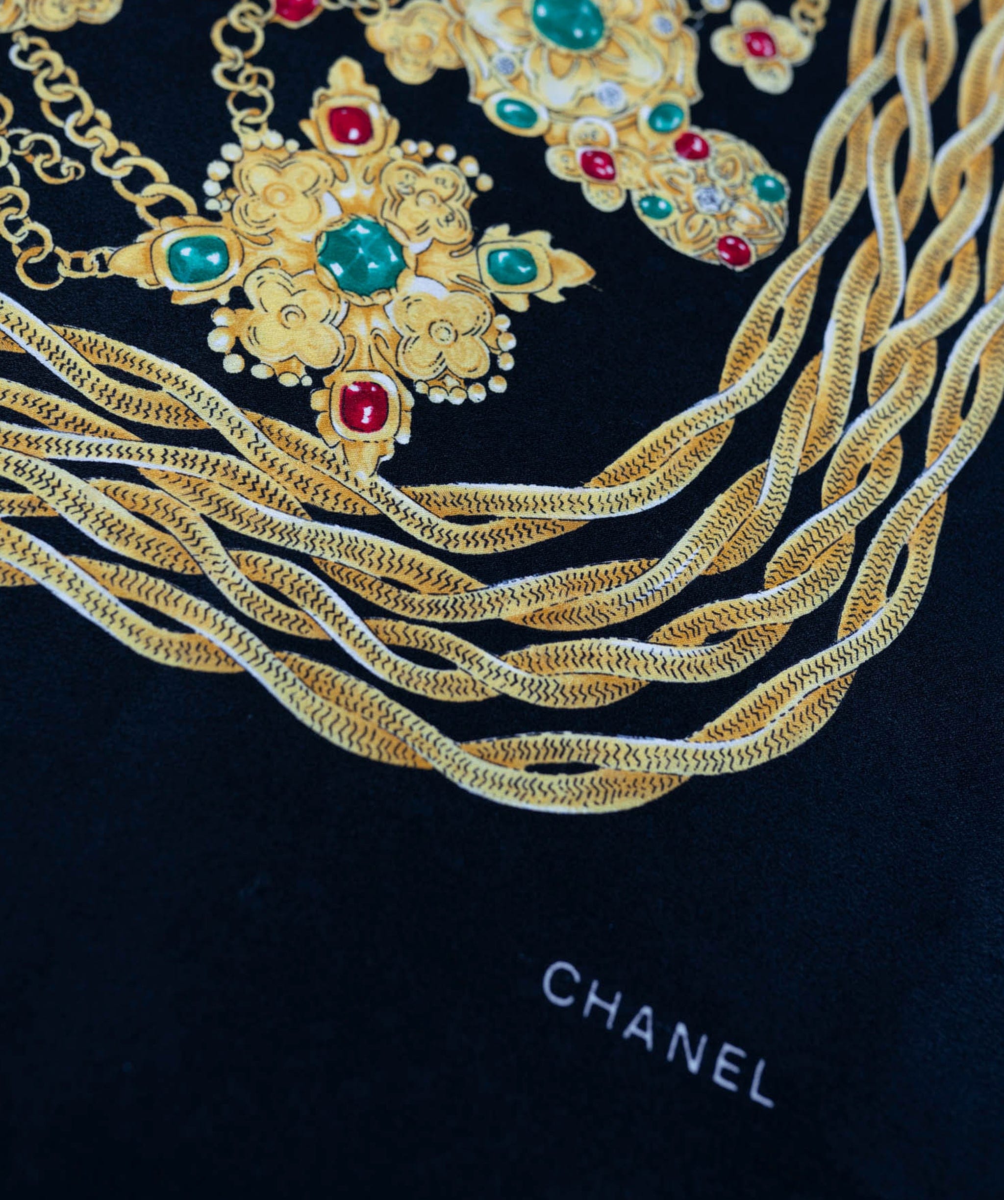 Chanel Chanel black gripoix printed silk scarf - AWL3891