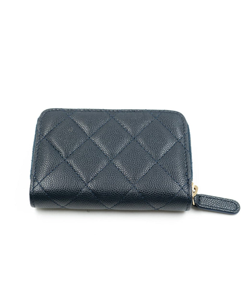Chanel Chanel caviar skin zip purse - AWL3819