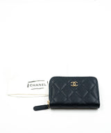 Chanel Chanel caviar skin zip purse - AWL3819
