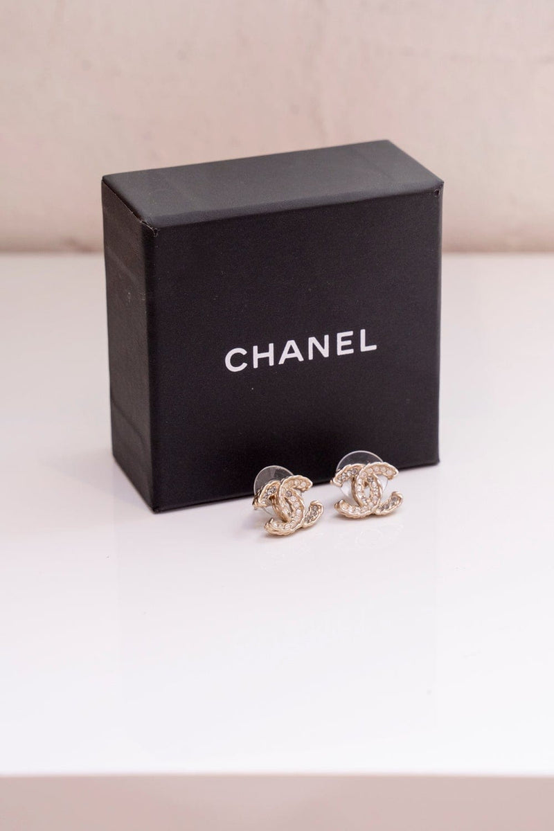 Chanel Chanel CC crystal Stud Earrings -  ADL1790