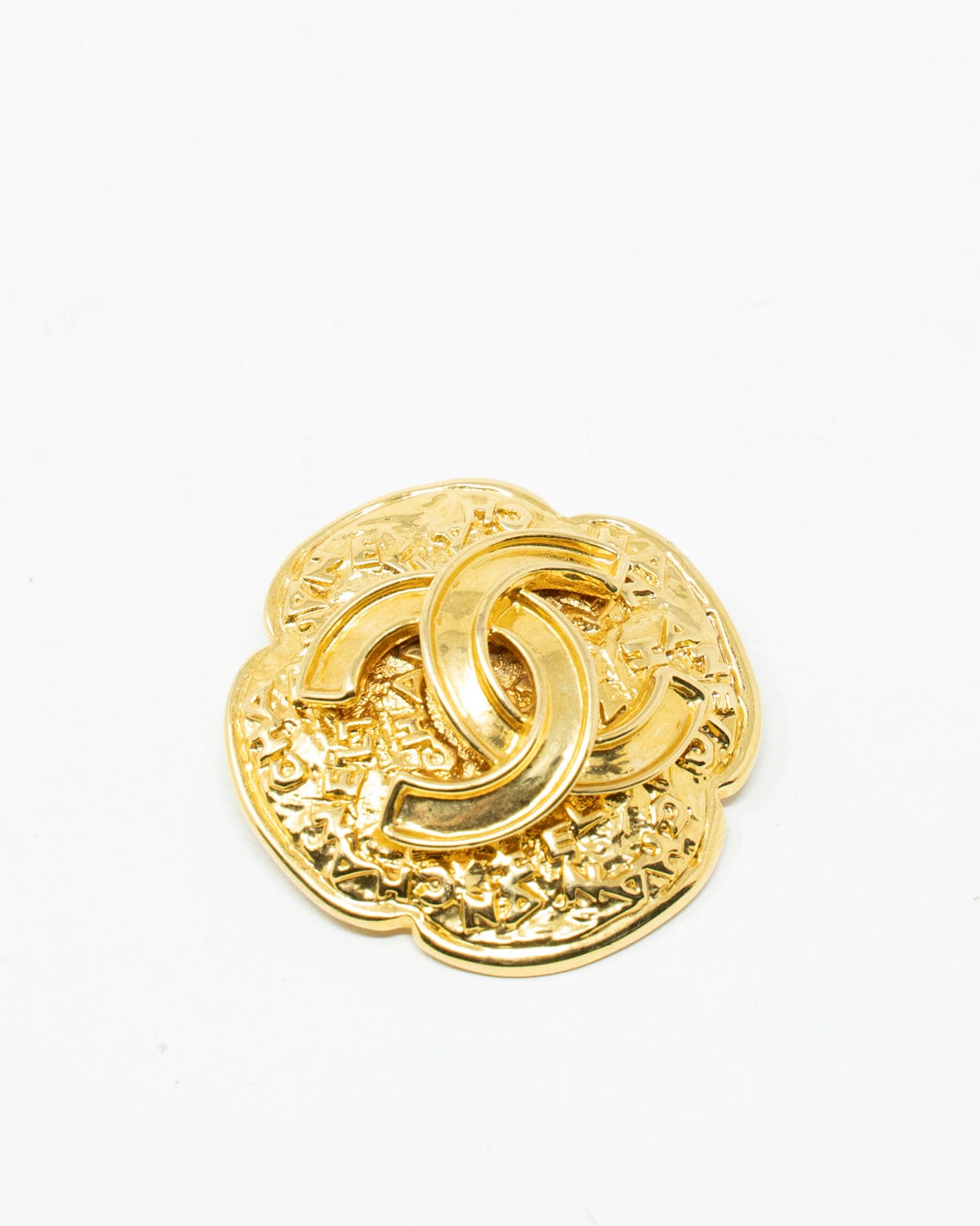Chanel Chanel CC Gold Brooch - AGL1837