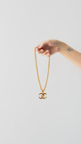 Chanel Chanel CC Logo Medium-Long Chain Necklace ASL3297