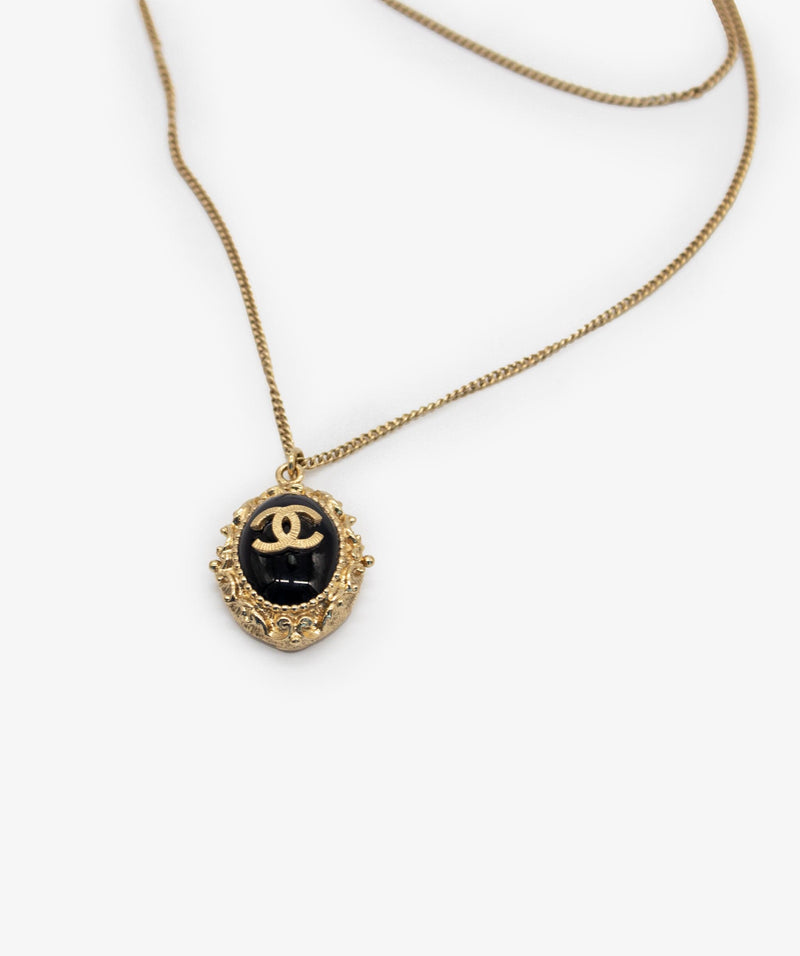 Sold at Auction: Chanel Runway Convertible Pistol Necklace / Belt