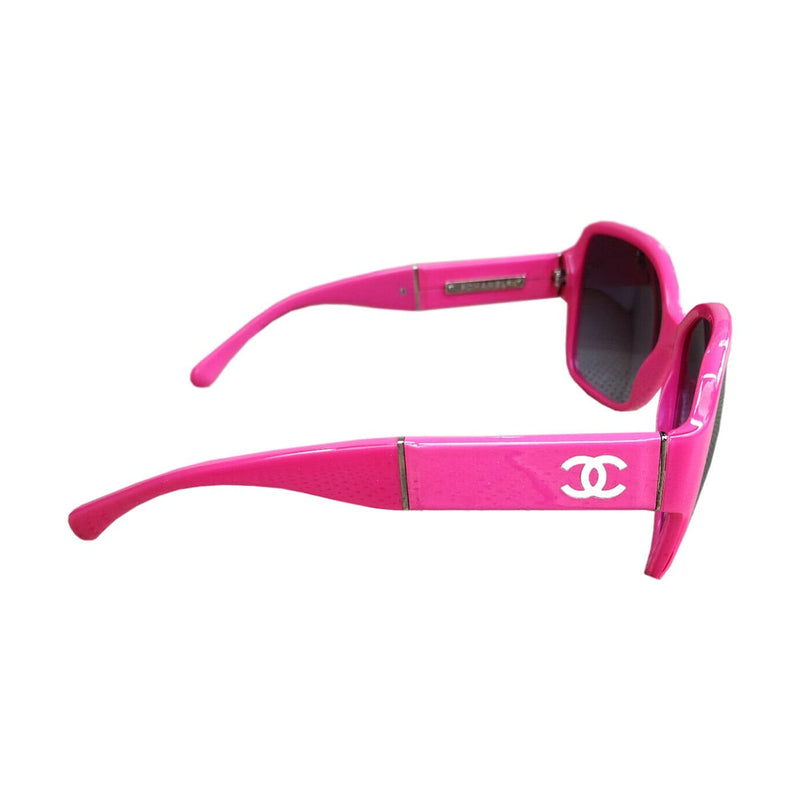 Chanel CC Pink Frame Sunglasses – LuxuryPromise