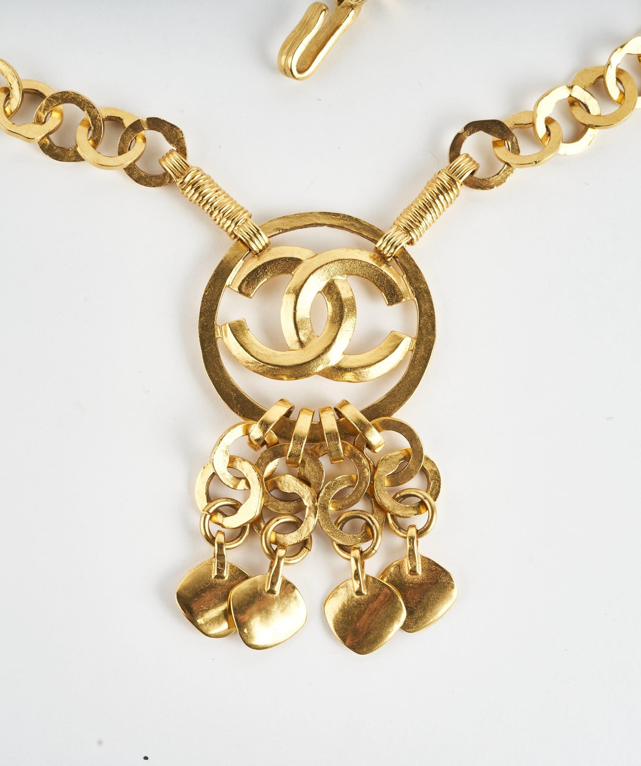 Chanel Chanel CC Round Logo 1996 Fringe Drop Necklace