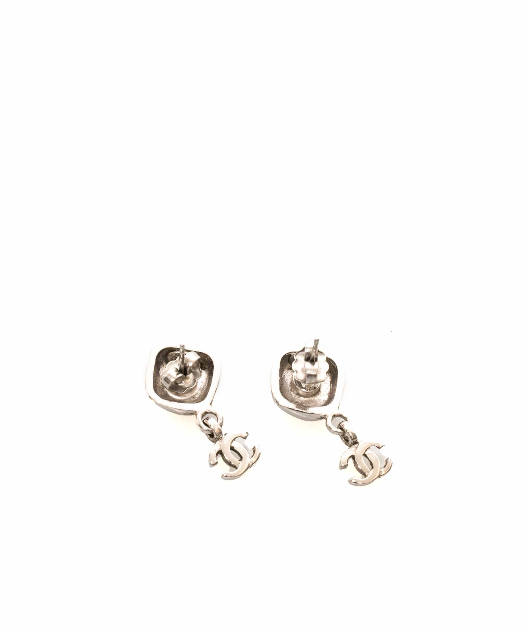 Chanel Chanel CC Silver Drop Earrings - AWL1232