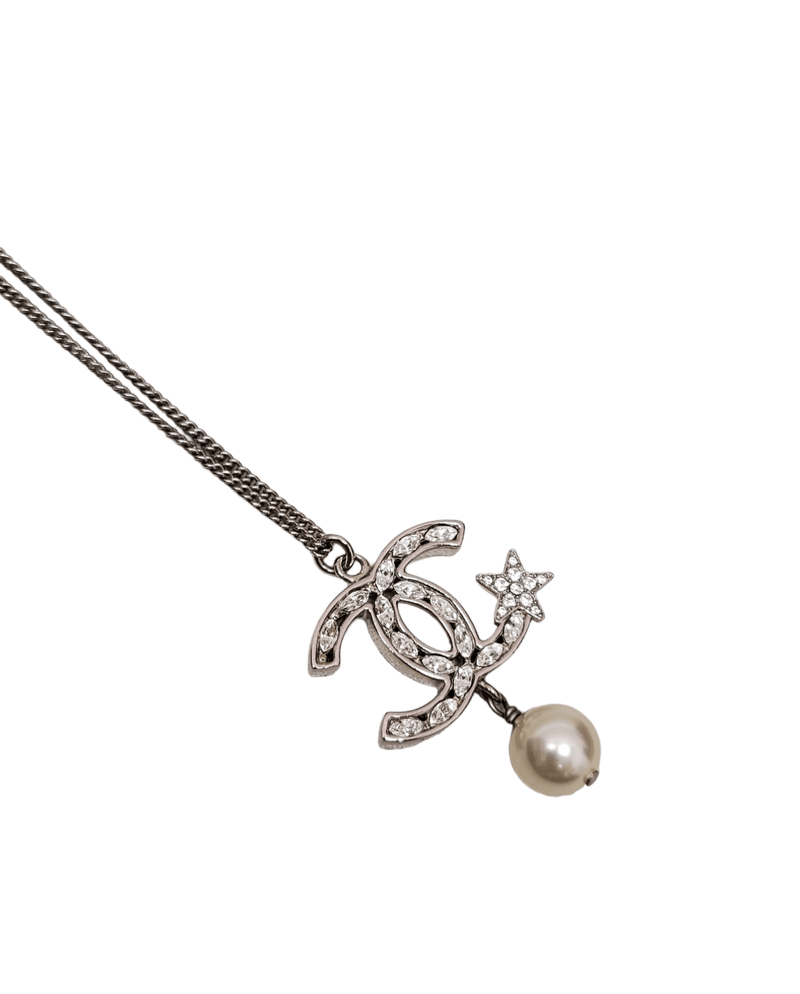 Chanel pearl clearance drop necklace