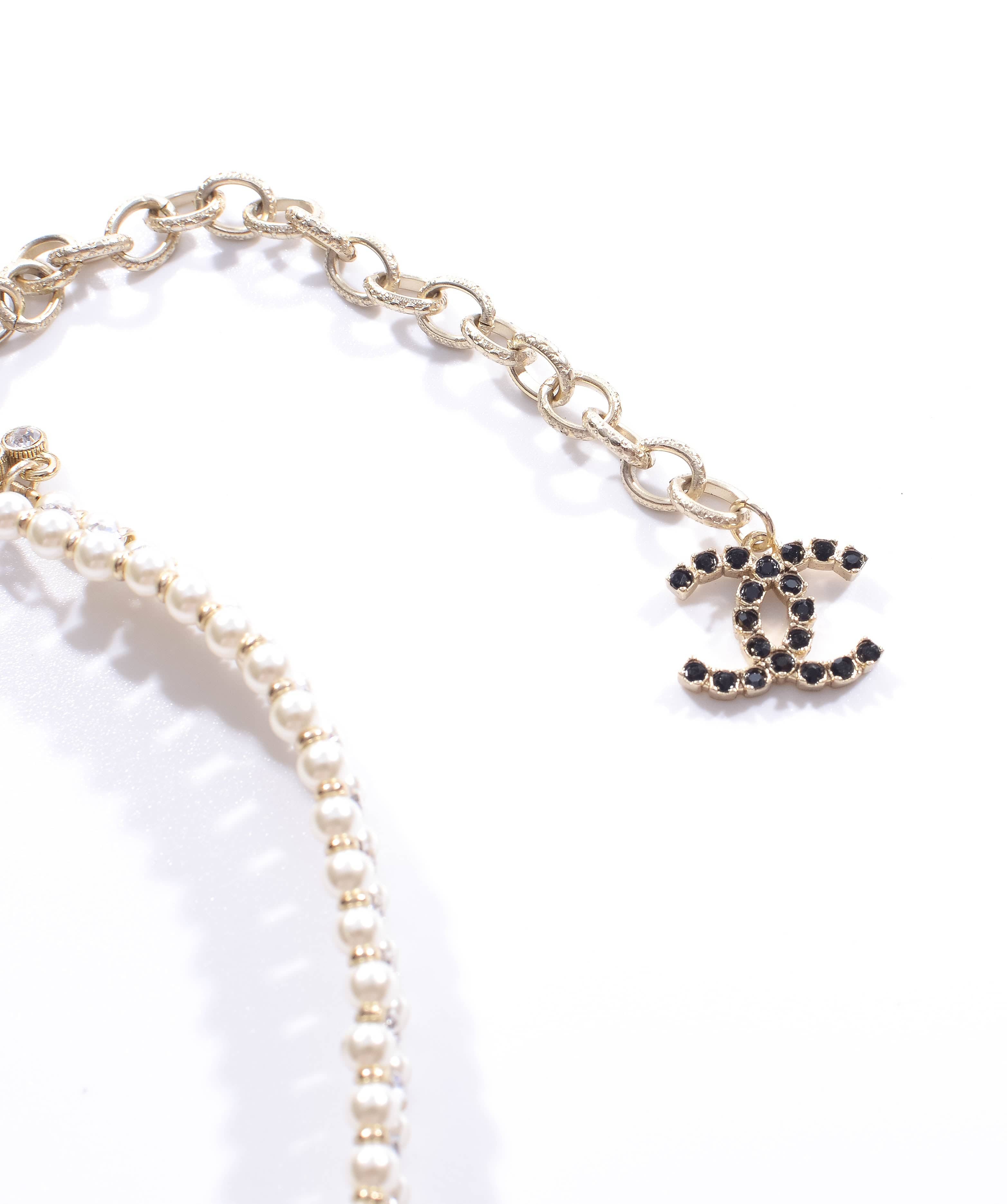 Chanel Chanel Choker Necklace Oval Pendant Strass LGHW SKC1152