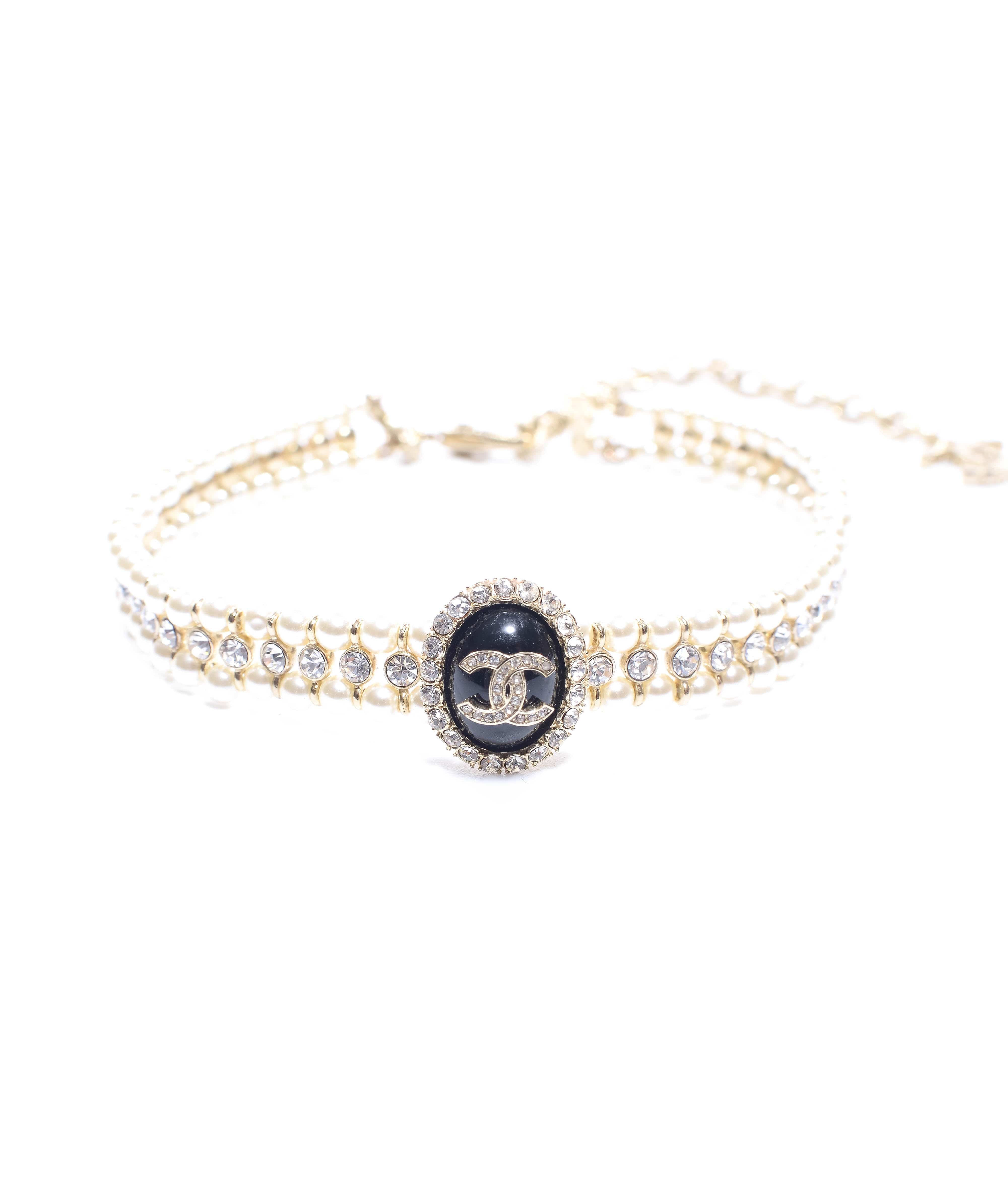 Chanel Chanel Choker Necklace Oval Pendant Strass LGHW SKC1152