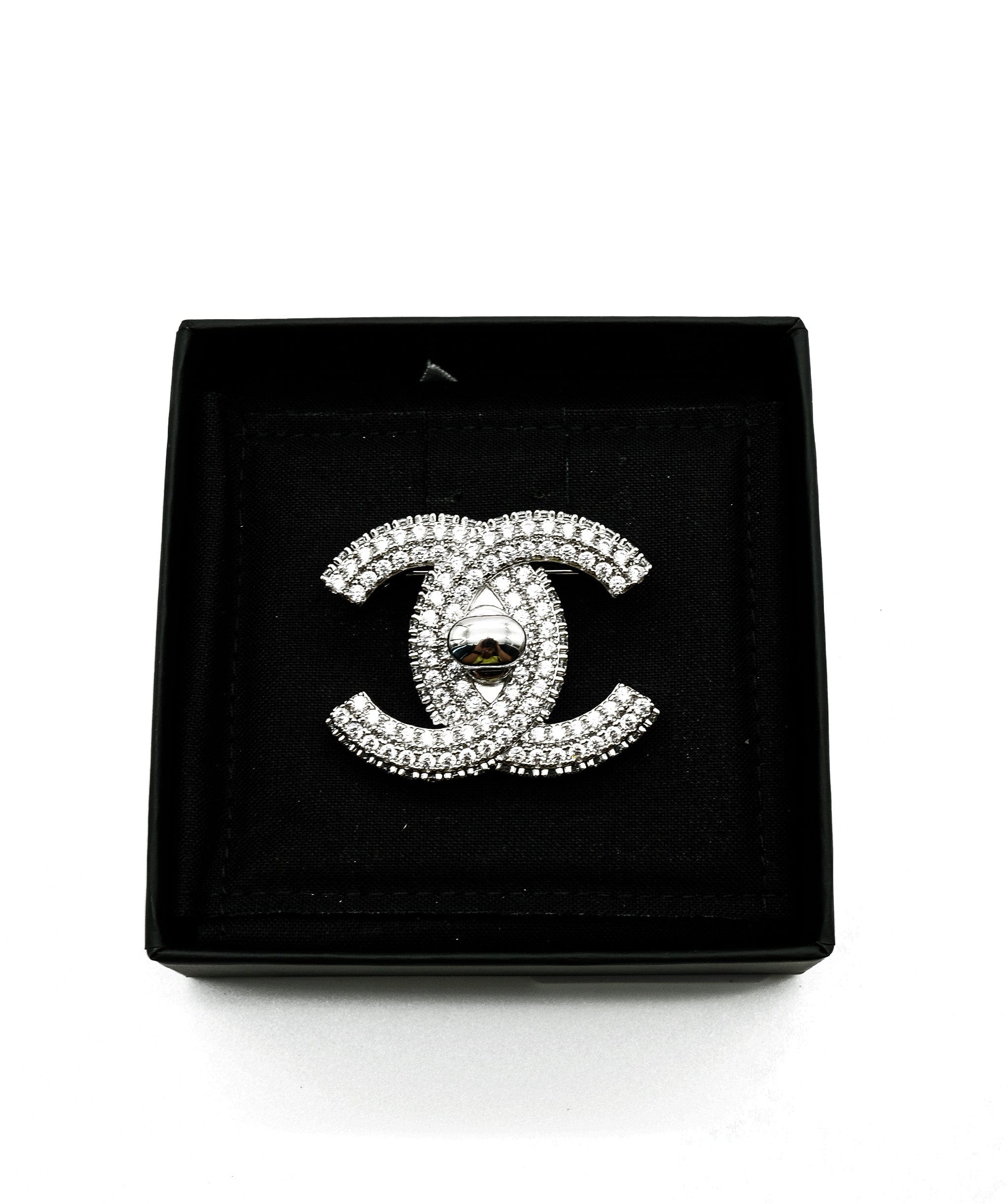Chanel Chanel Crystal Turnlock Brooch RJC1583