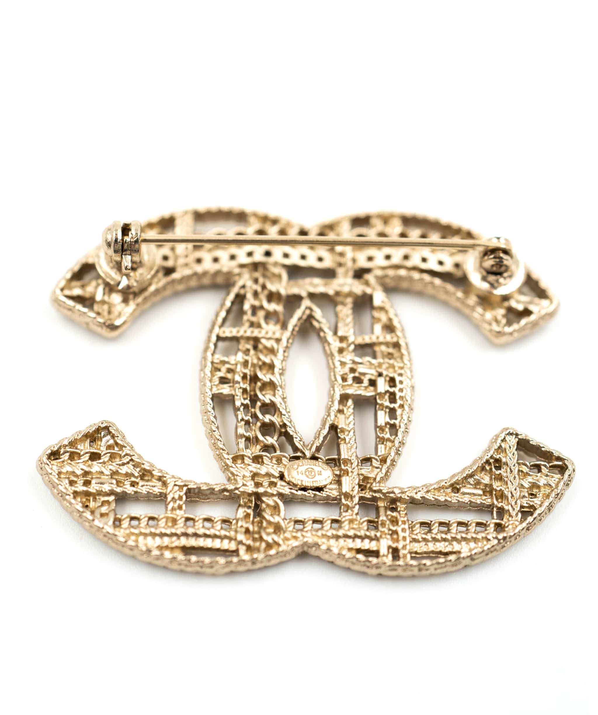 Chanel Chanel cut out CC brooch - AWL3761