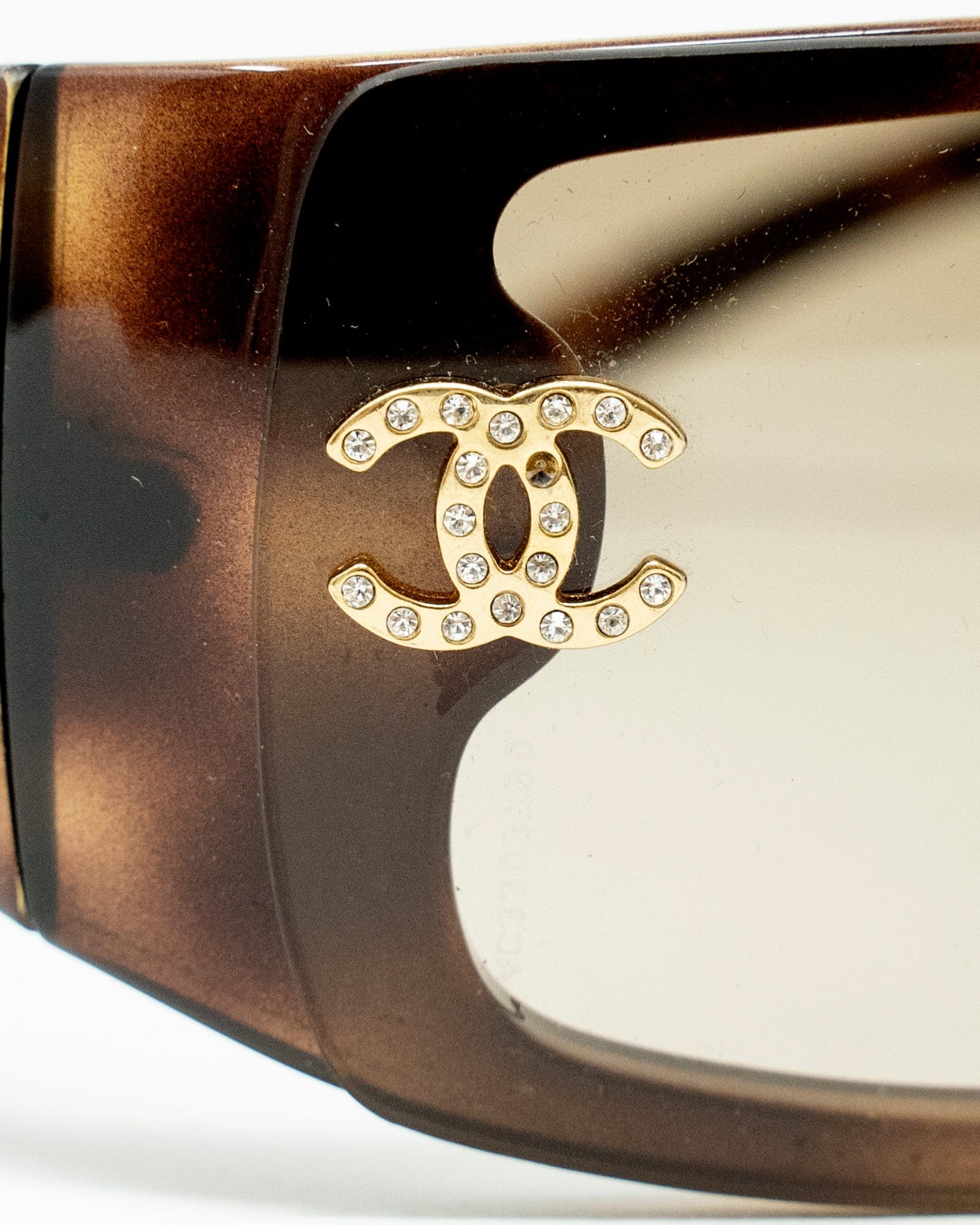 Chanel Chanel Diamante CC Tortoishelle Sunglasses - AGL1945