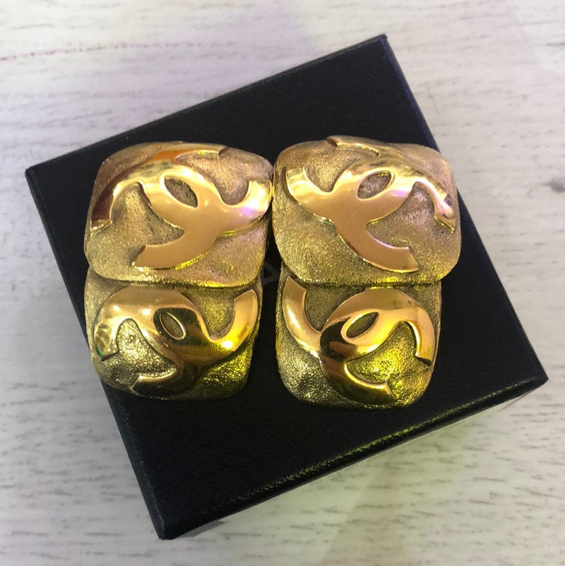 Chanel Chanel Gold Double CC Drop Clip On Earrings - ASL2051
