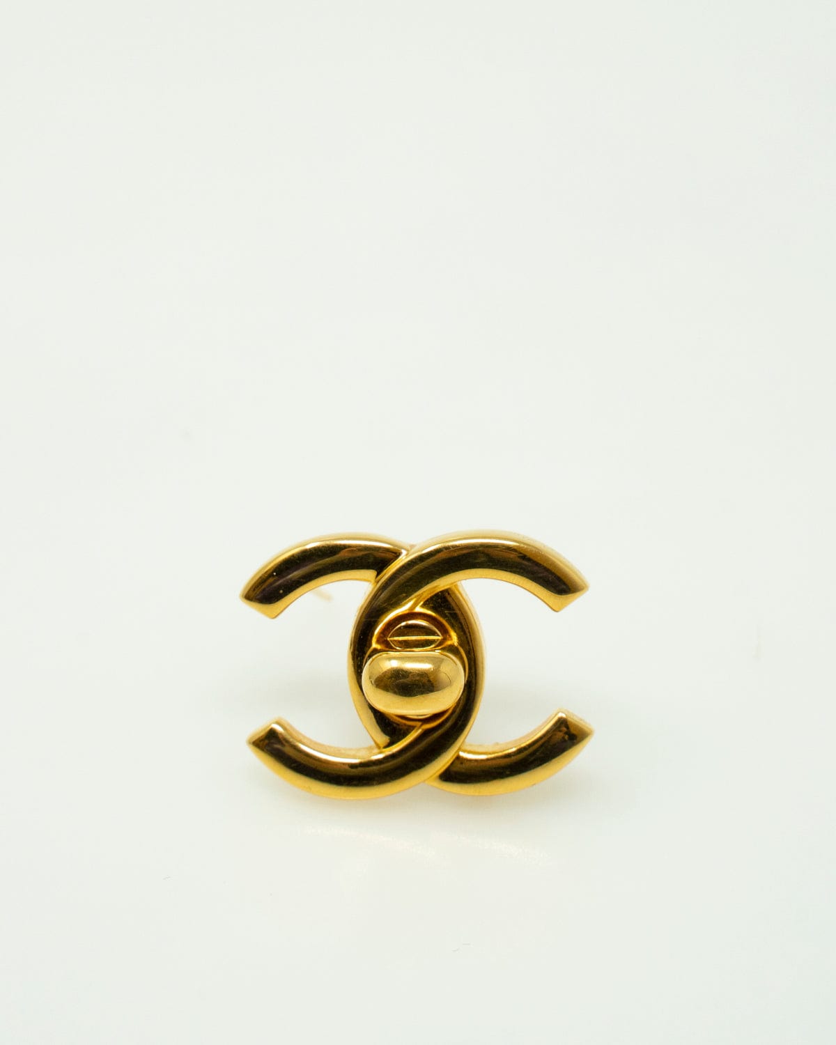 Chanel Chanel Gold Medium Turnlock Brooch - ASL2198