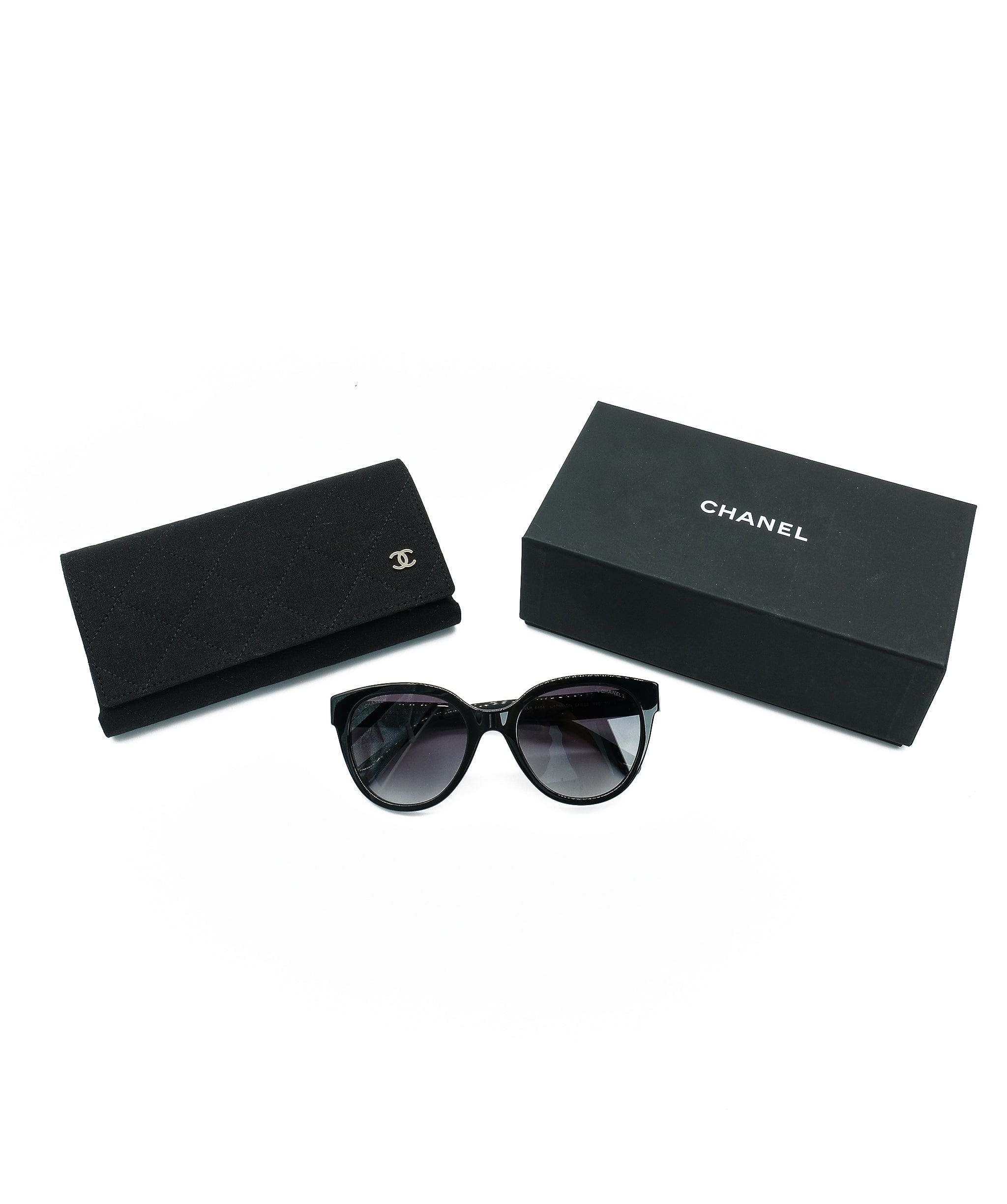 Chanel Black/Beige Plastic Wayfarer Frame Sunglasses - 5414