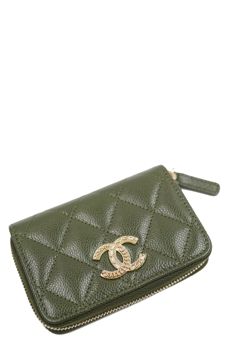 Chanel green zip coin purse ASL5290 – LuxuryPromise