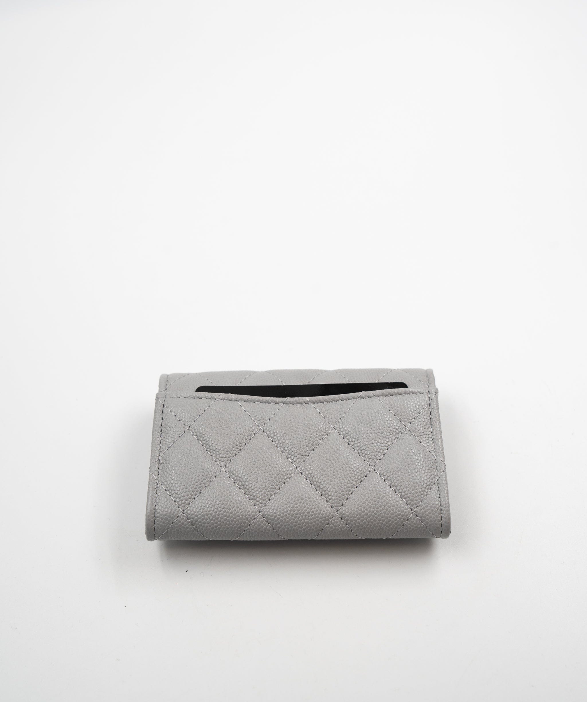 Chanel Chanel grey caviar card holder with a flap, full set - AEC1053
