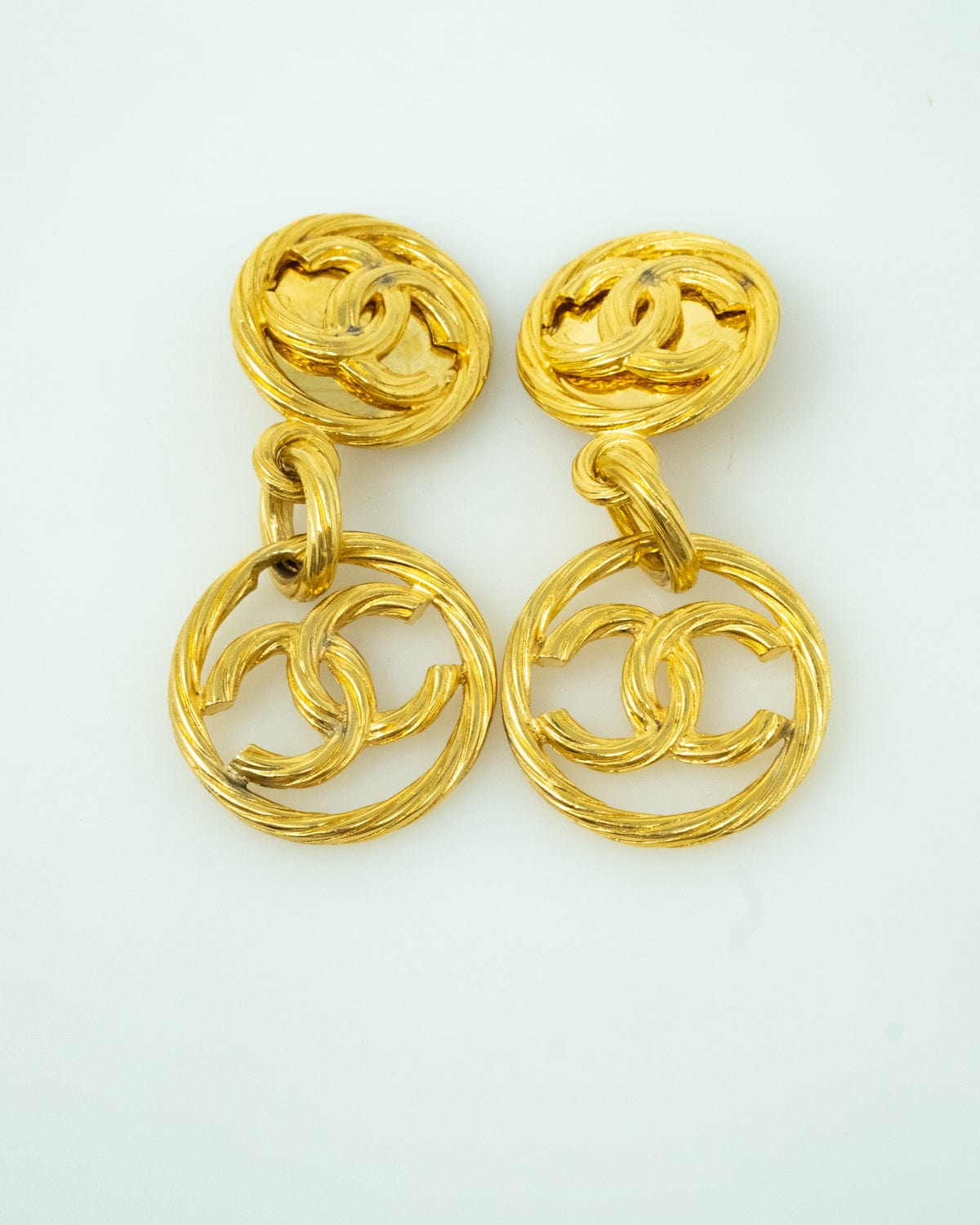 Chanel Chanel Large Double CC Rope Hoop Clip On Earrings 1993 - ASL2497