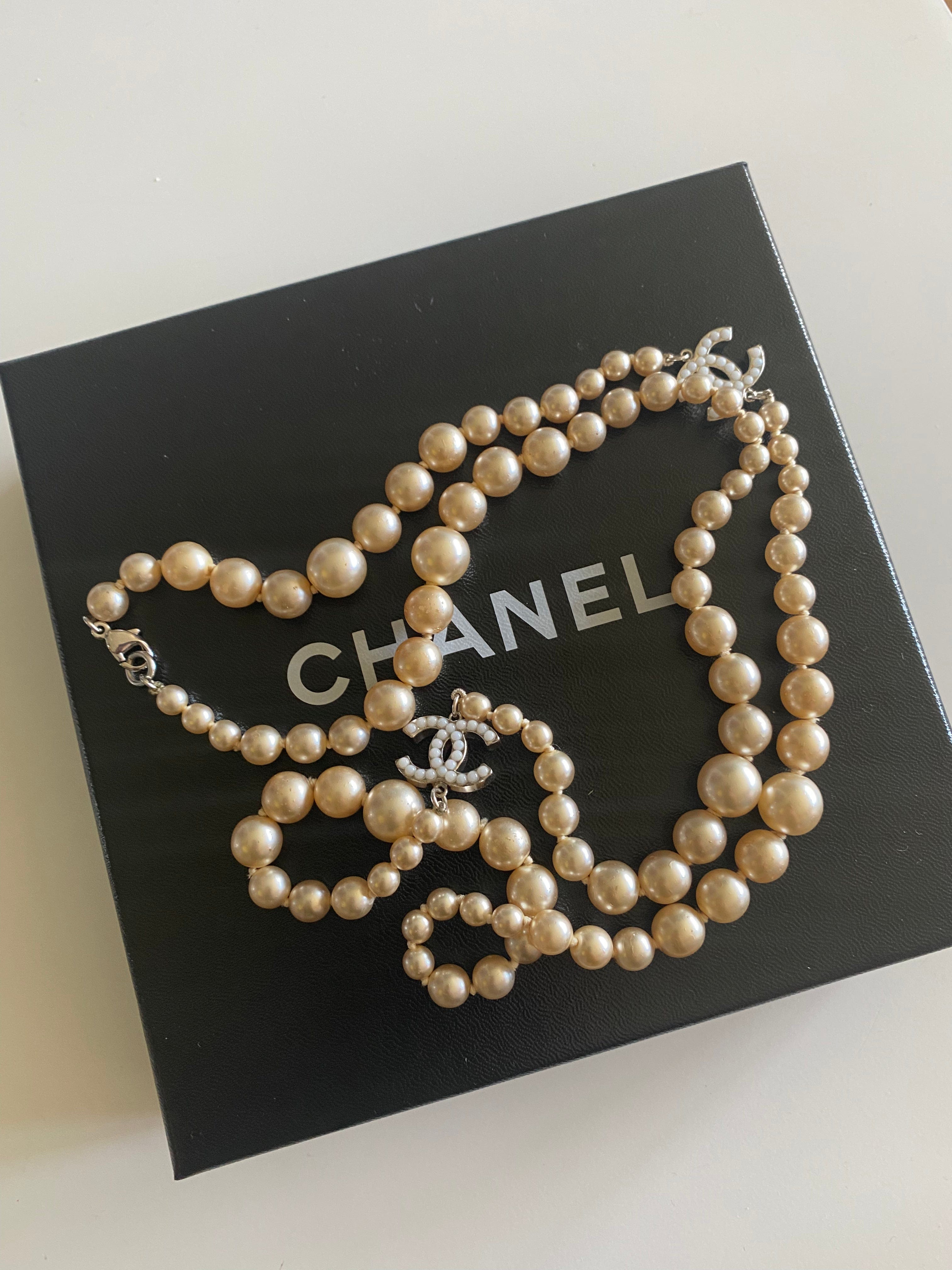 Chanel Chanel Long Sautoir Style Necklace with CC beaded Logos - AWL3624