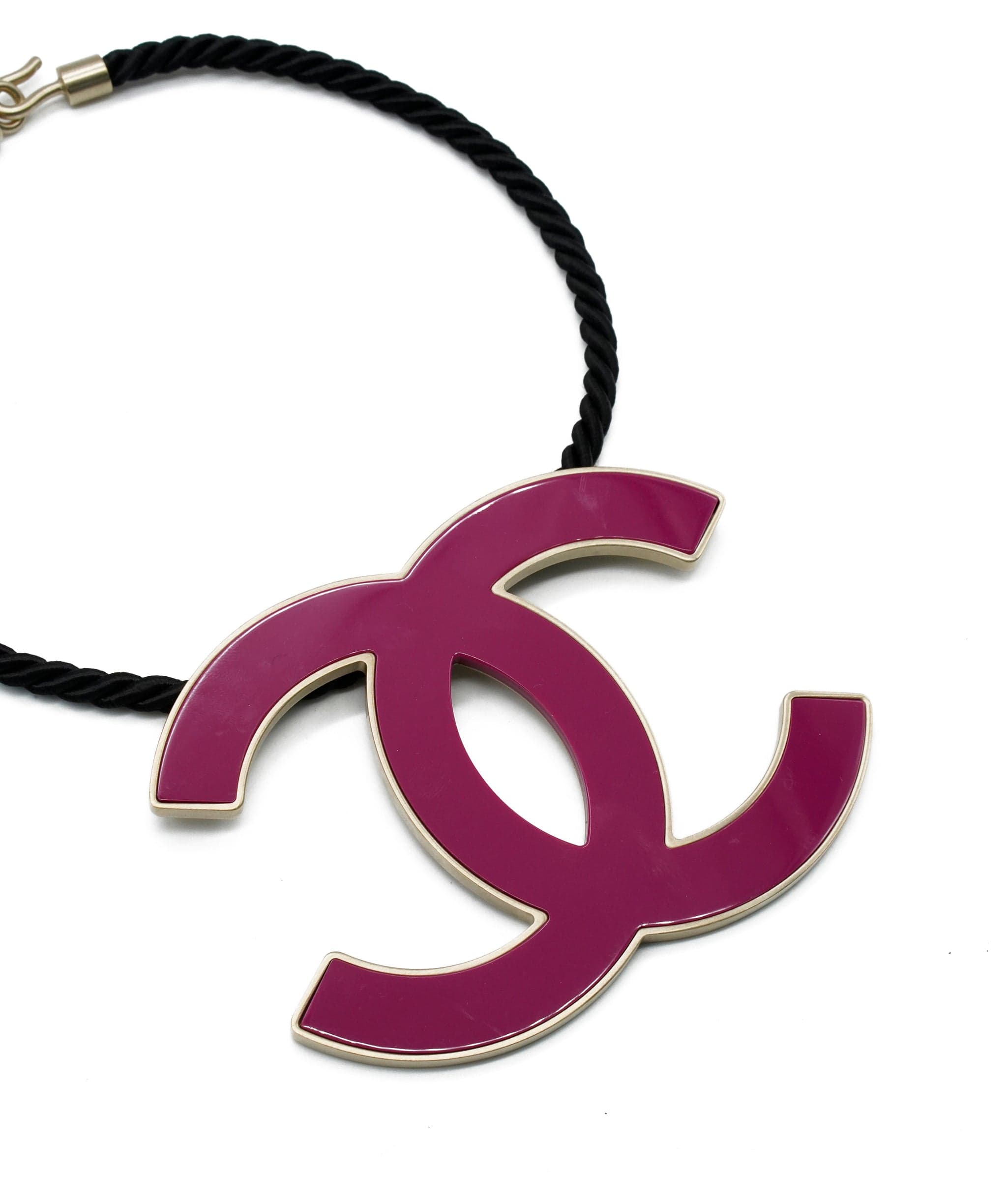 Chanel CHANEL MASSIVE RARE 2008 C FUCHSIA PINK CC LOGO choker - ASL4056