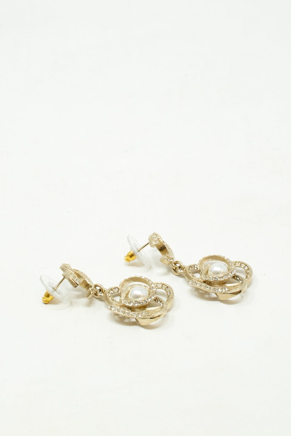 Chanel Chanel Pearl Camellia Earrings - ALL0004