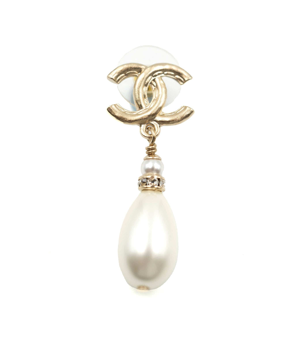 Chanel Pearl Drop Earrings CC Studs in Gold, New in Box WA001 - Julia Rose  Boston | Shop