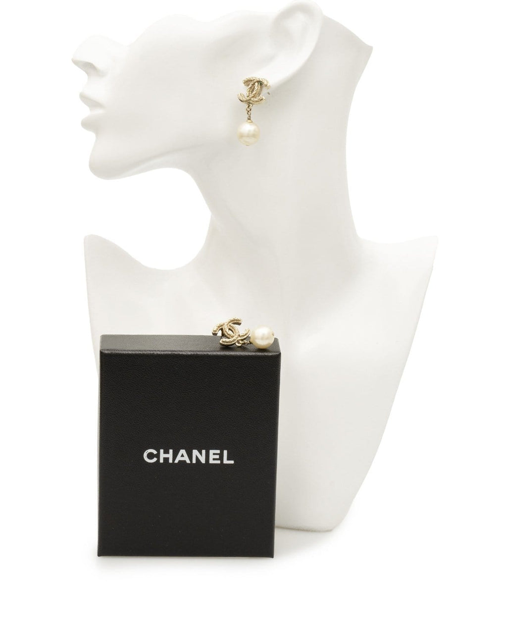 Chanel Pearl Drop CC Earrings - AWL2060 – LuxuryPromise