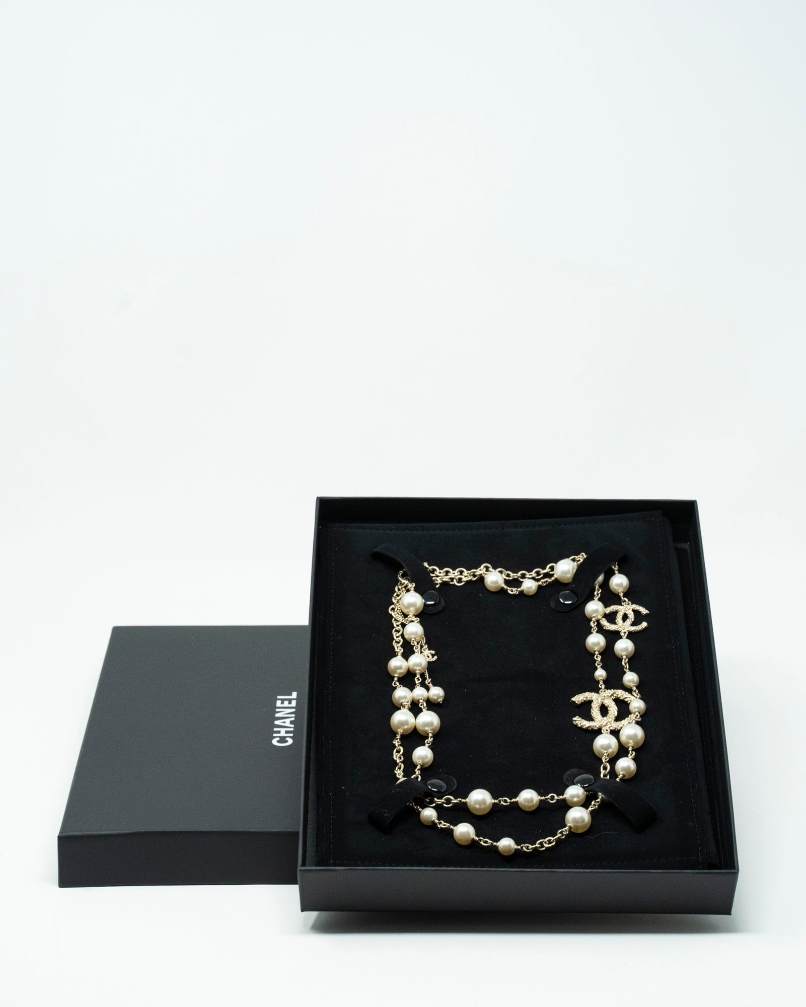 CHANEL CC Logo Pearl Crystals Long Necklace Gold