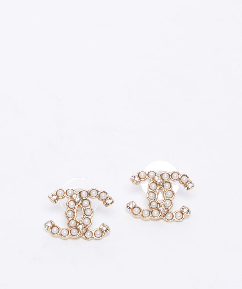 Chanel Chanel pearl with crystal ends large CC stud earrings