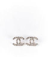 Chanel Chanel pearly stud earrings 2020
