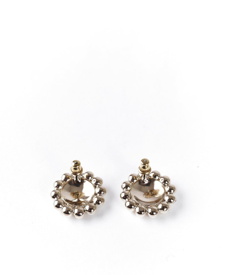 Chanel Chanel pearly stud earrings