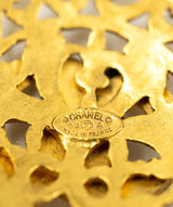 Chanel Chanel Pin Brooch Gold ASL4640