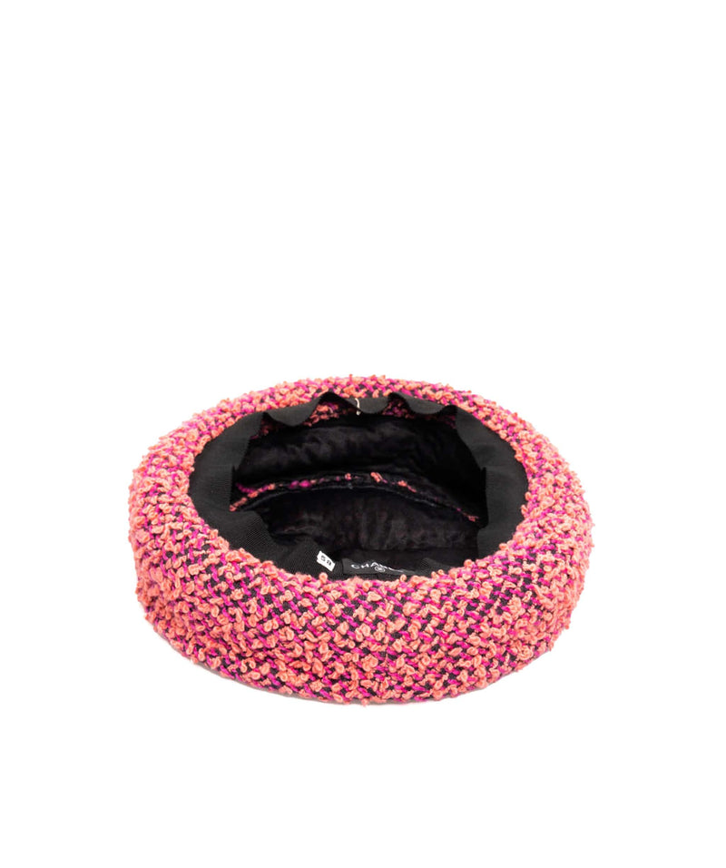 Chanel Chanel Pink Tweed Vintage hat - AWL2047