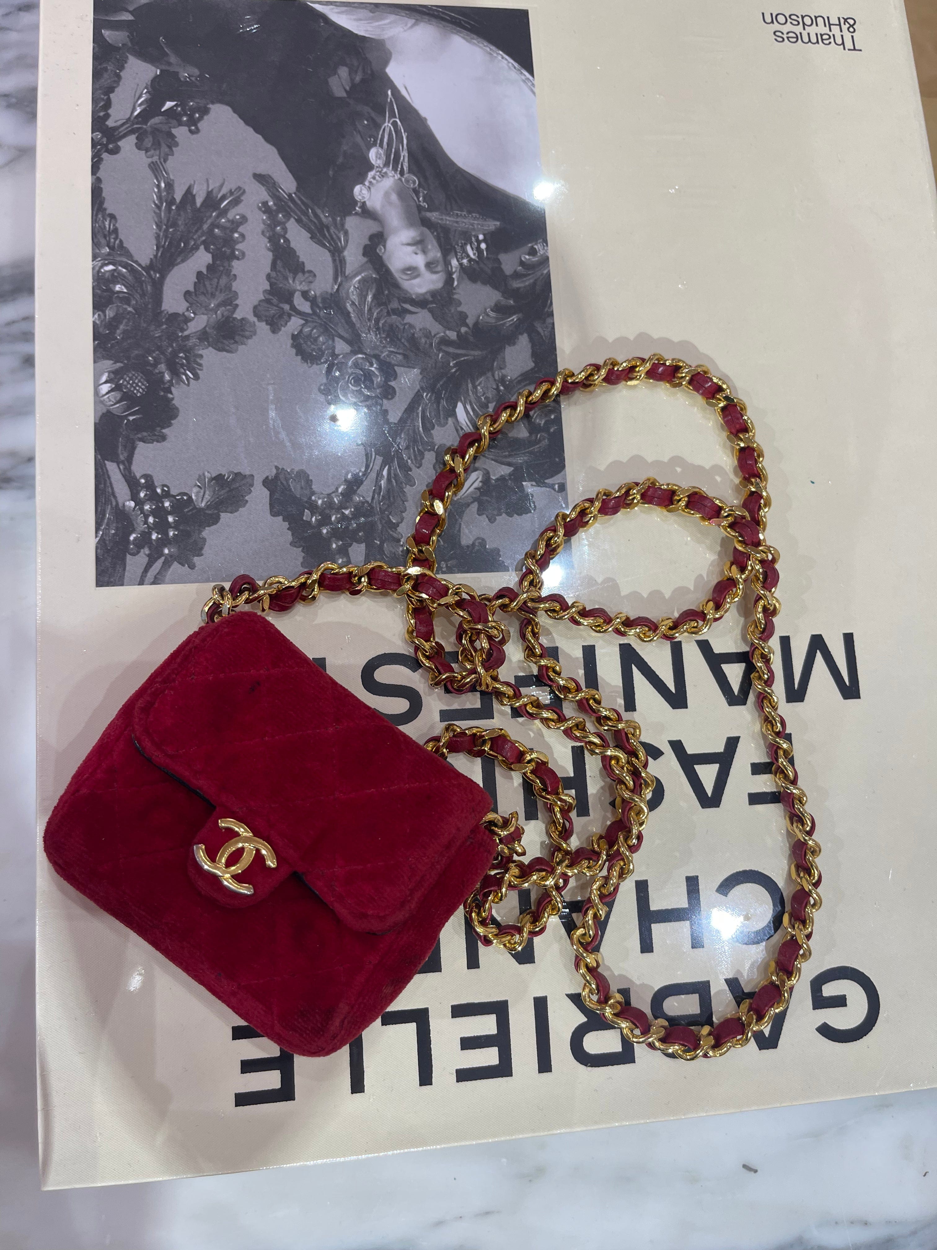 Chanel red mini micro bag velvet - AWL4048 – LuxuryPromise