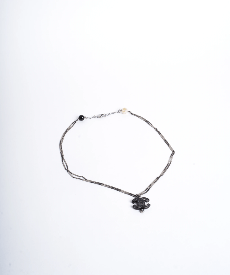 Chanel Chanel Rhodium necklace