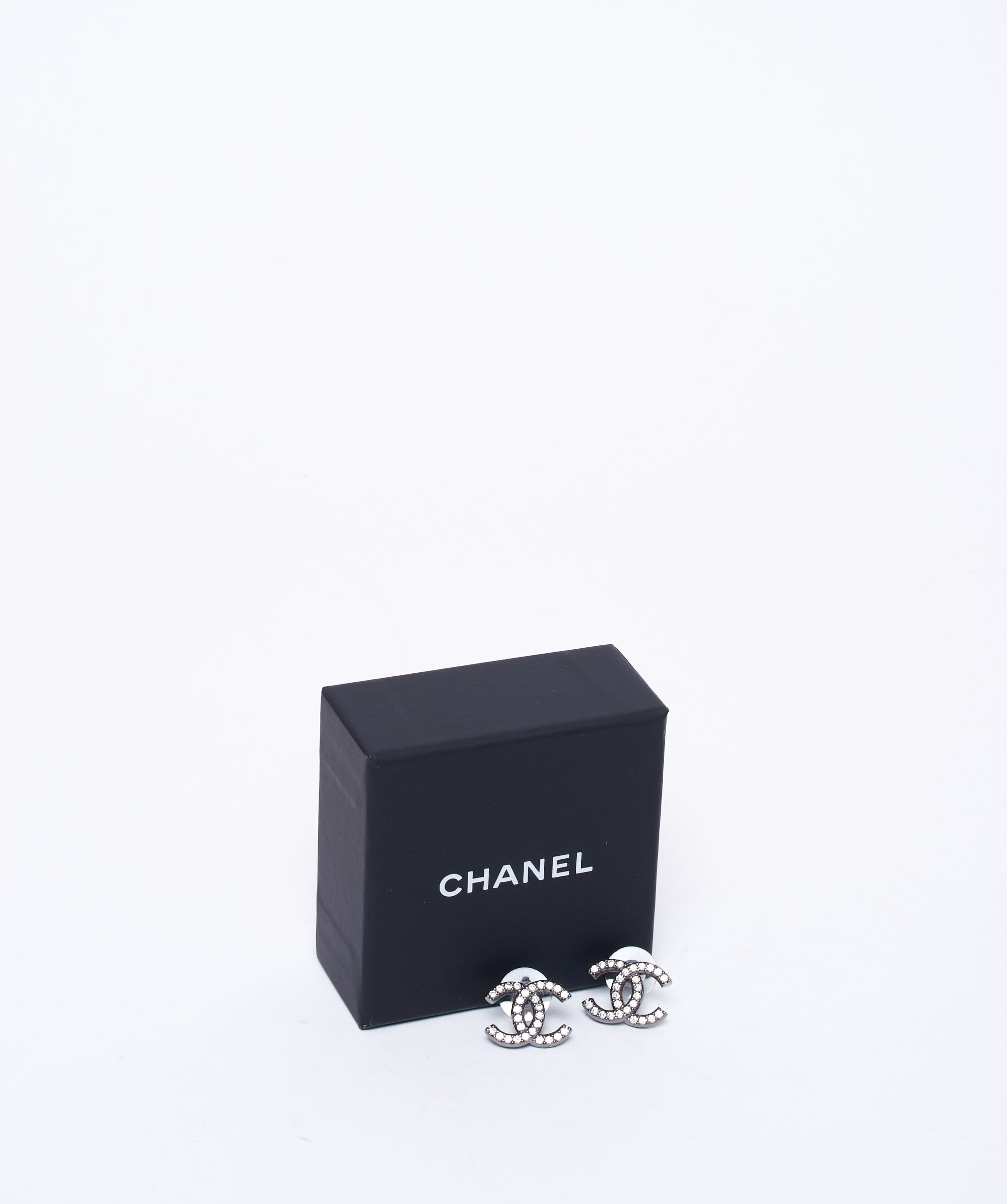 Chanel Chanel ruthenium crystal large CC stud earrings