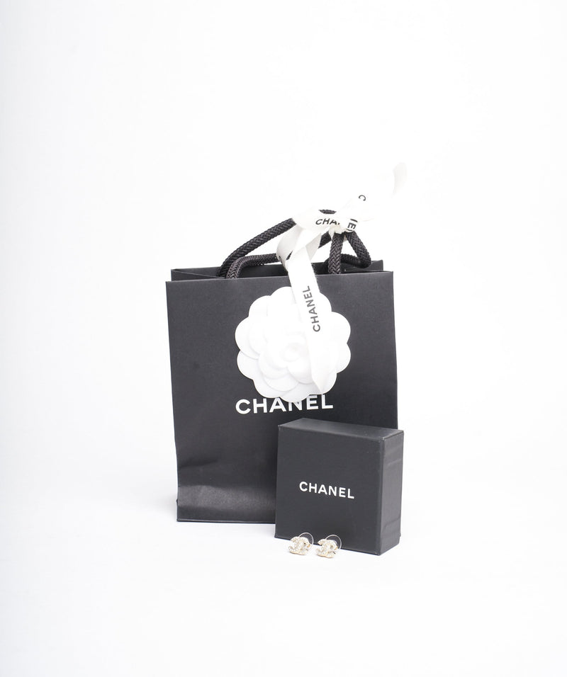 Chanel Chanel small CC crystal with gold trim earrings