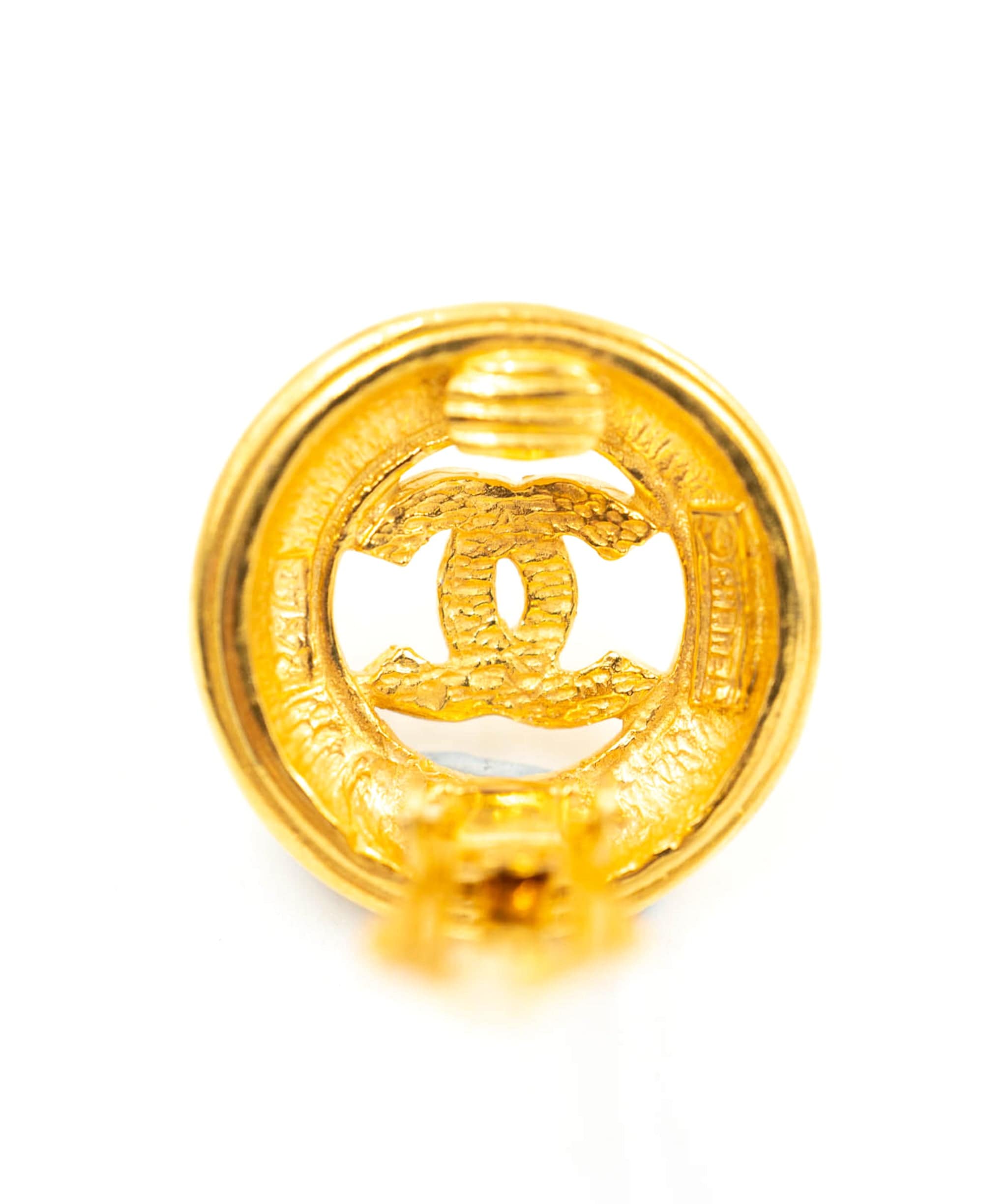 Chanel Chanel sunburst CC clip on earrings - AWL3873