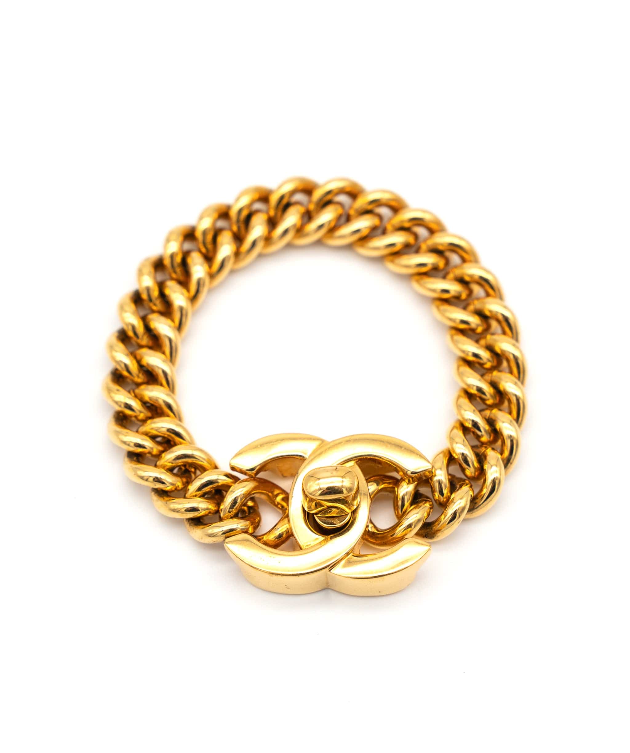 Chanel Chanel Turn Lock Bracelet - 3971221